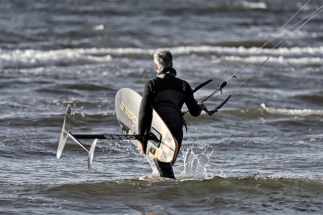 Hydrofoil surfboards